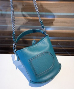 델보 팽 미니 버킷 크로스백